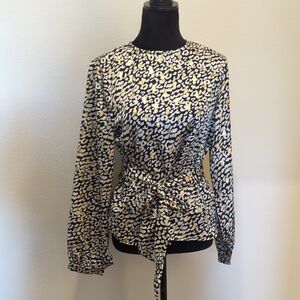 Stylish Women's Black and Gold Patterned Top
